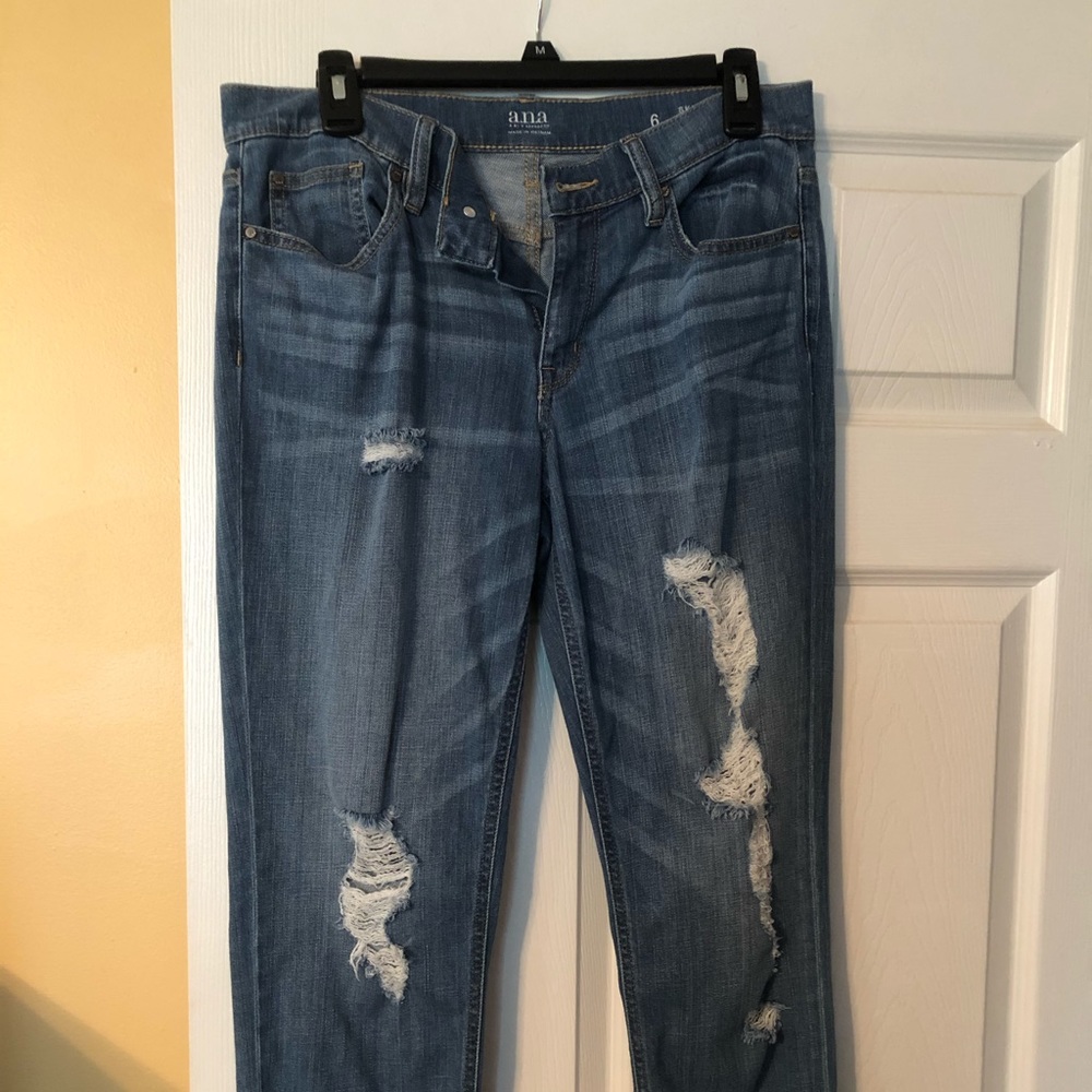 Skinny boyfriend Crop jeans distressed